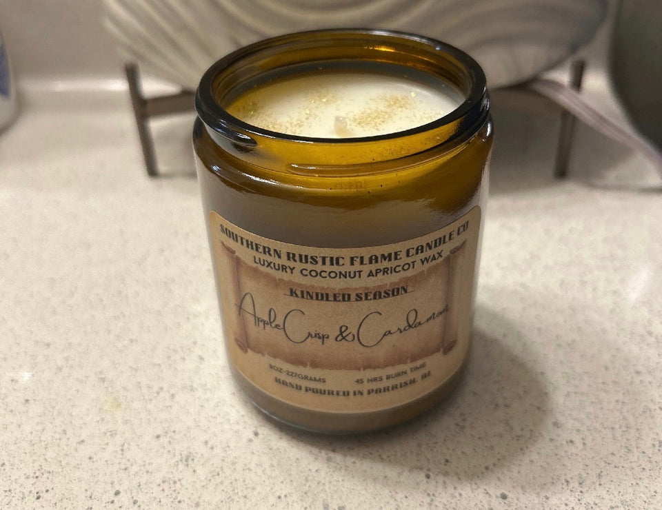 Apple Crisp & Cardamom – 8oz Amber Jar Candle – Cotton Wick
