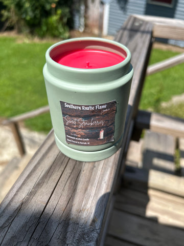 Sweet Strawberries-9oz-Sage Tin Candle